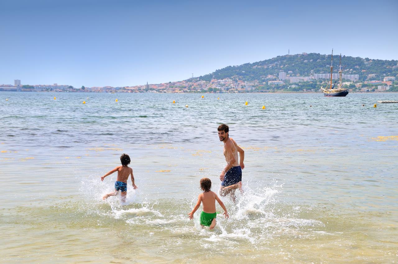 Logis Hotel Les Pins - Operalia Balaruc-les-Bains Εξωτερικό φωτογραφία